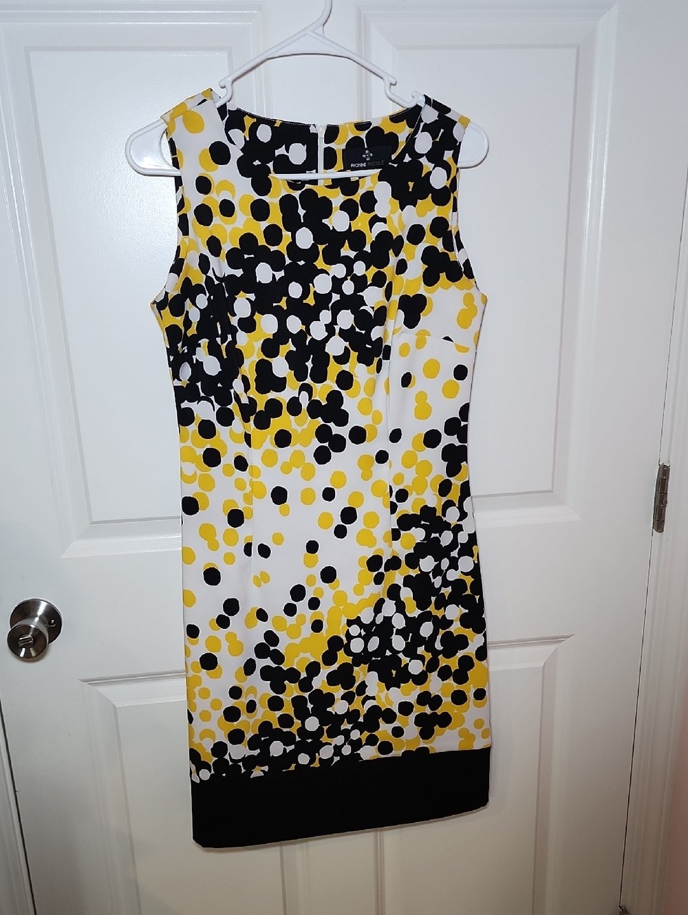 Ronni Nicole Sleeveless Midi Dress in Yellow, Black & White Dot Print